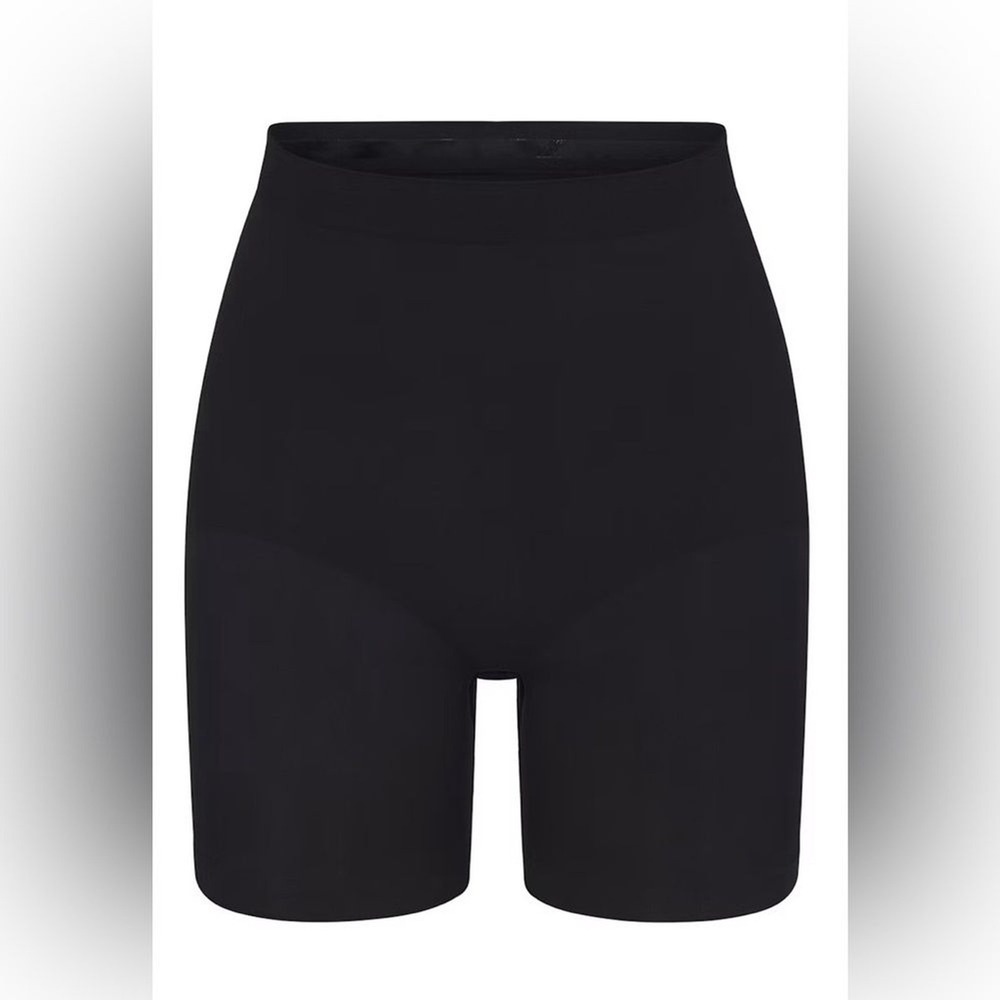 SKIMS Seamless Sculpt Highβ Waist Mid Thigh Shorts Onyx 4XL NWOT Shapewear - Picture 4 of 6